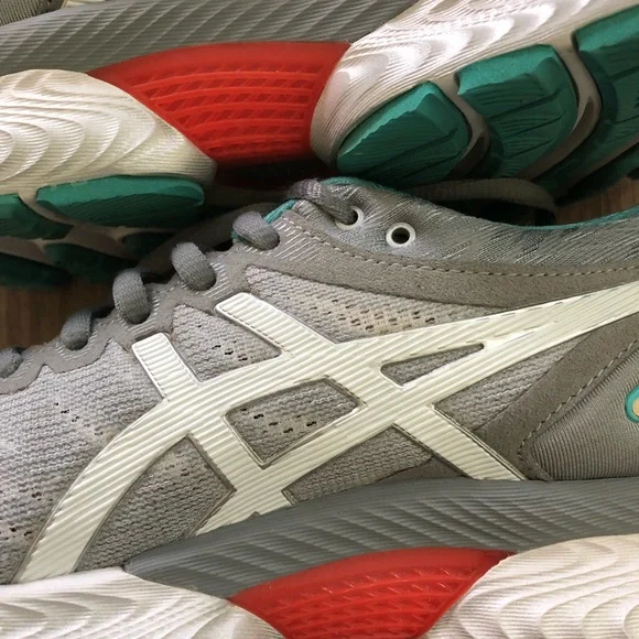 ASICS Women's Gel-Nimbus 22 Running Shoes 1012A587 Sheetrock 6.5M - Picture 8 of 10